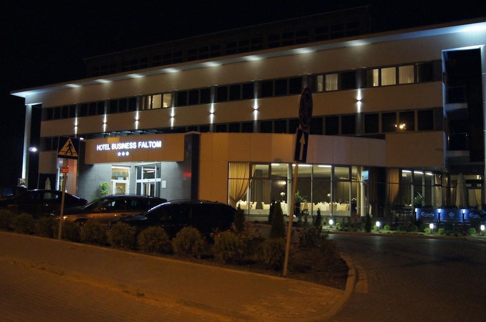 Hotel Business Faltom Gdynia Rumia Eksteriør billede