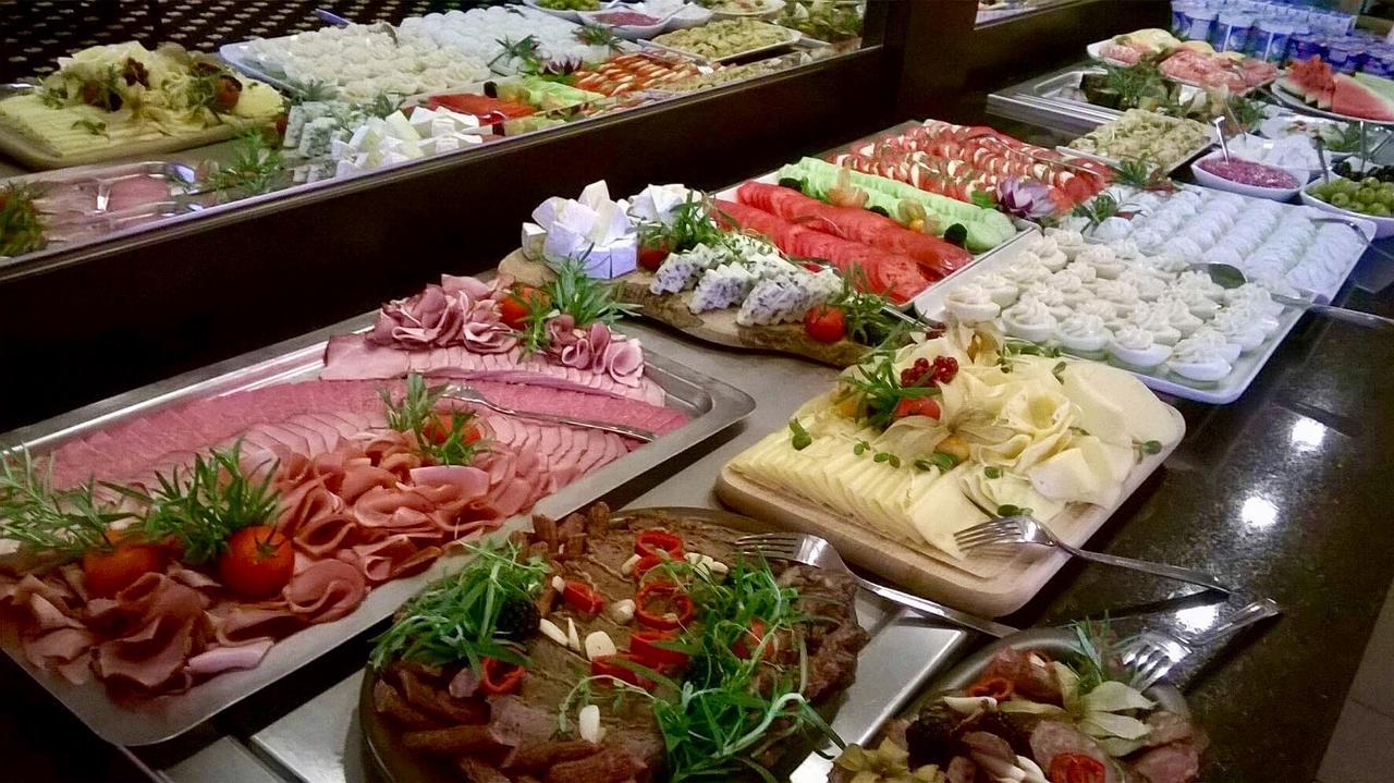 Hotel Business Faltom Gdynia Rumia Eksteriør billede